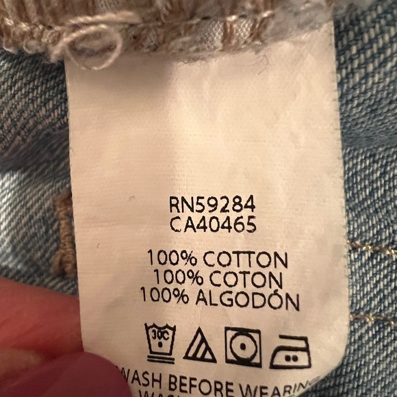 CHILDREN’s PLACE girls embroidered jeans shorts /size 14 - Picture 8 of 8